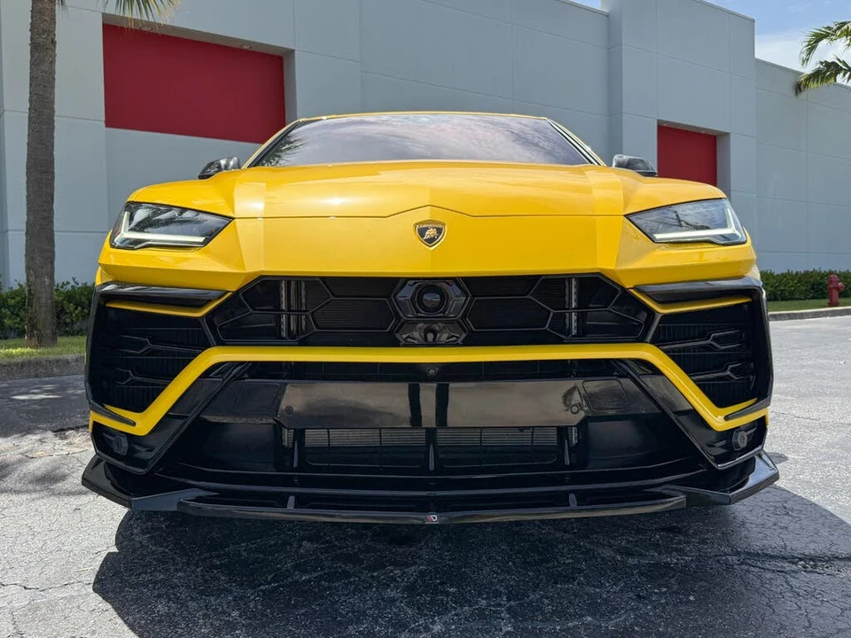 2022 Lamborghini Urus - Image 13 of 31