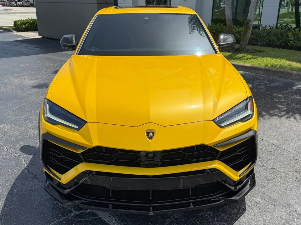 2022 Lamborghini Urus - Image 8 of 31