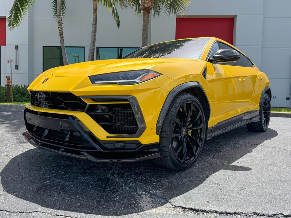 2022 Lamborghini Urus - Image 11 of 31