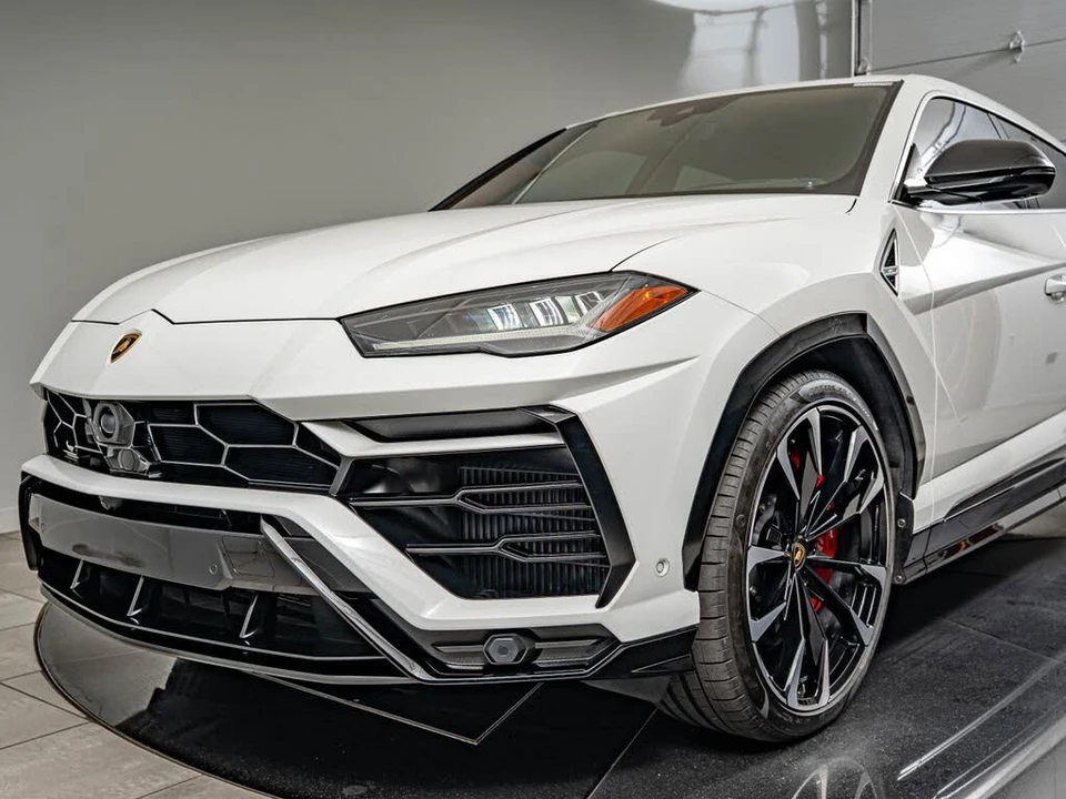 2022 Lamborghini Urus - Image 14 of 31