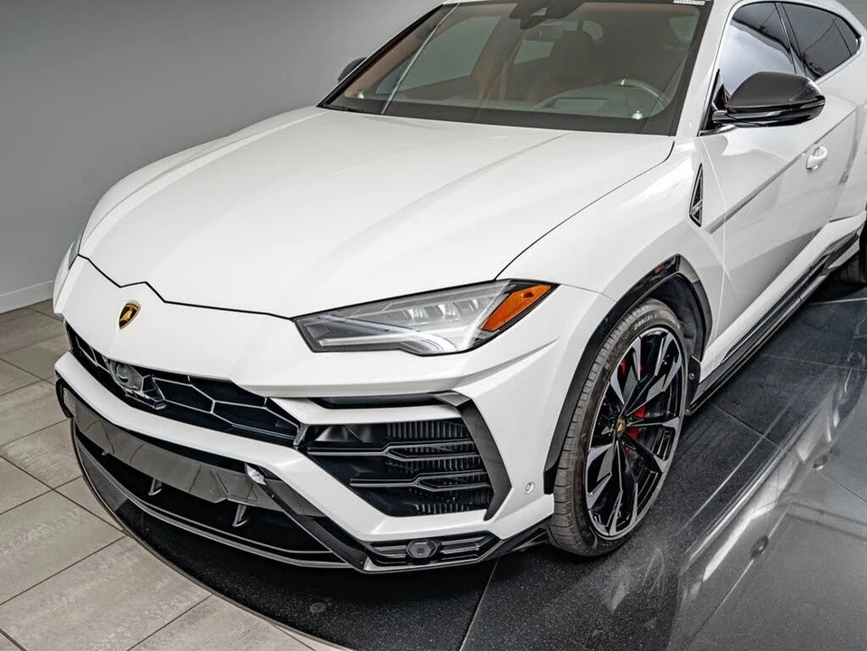 2022 Lamborghini Urus - Image 15 of 31