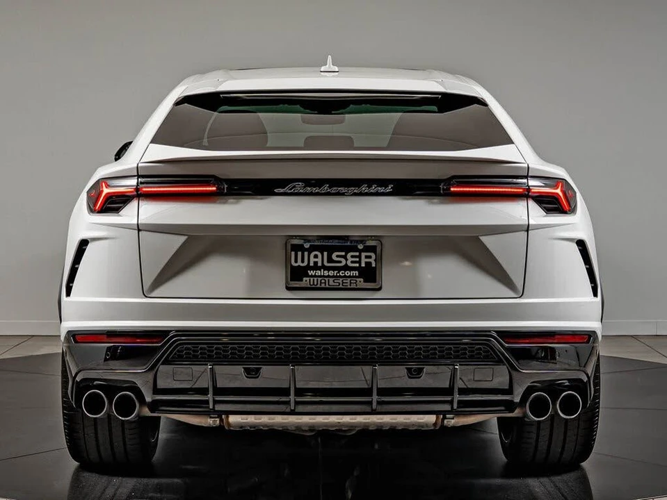 2022 Lamborghini Urus - Image 6 of 31