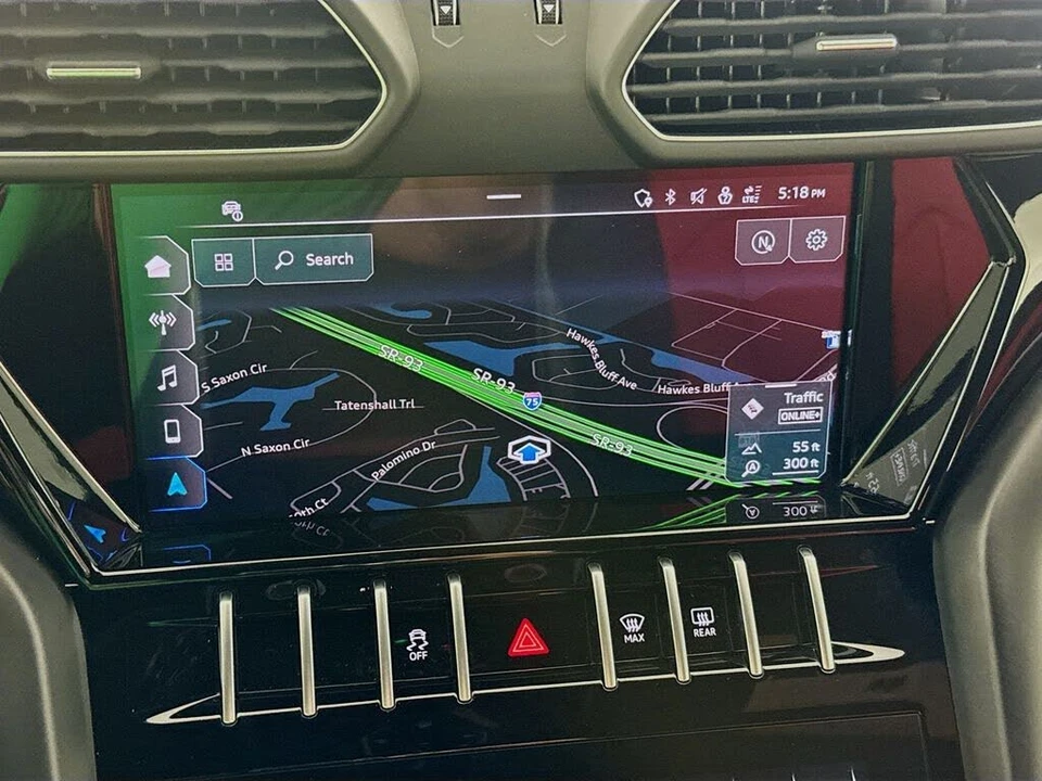 2022 Lamborghini Urus - Image 13 of 31