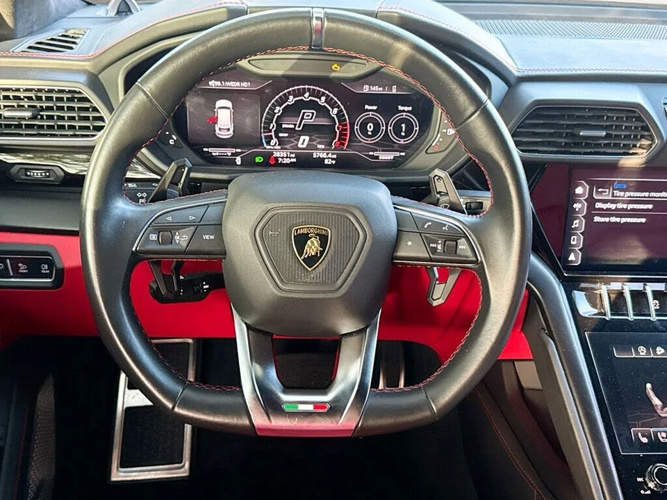 2022 Lamborghini Urus - Image 11 of 31