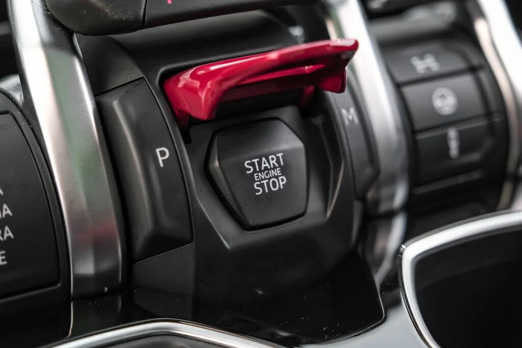 2022 Lamborghini Urus - Image 21 of 31