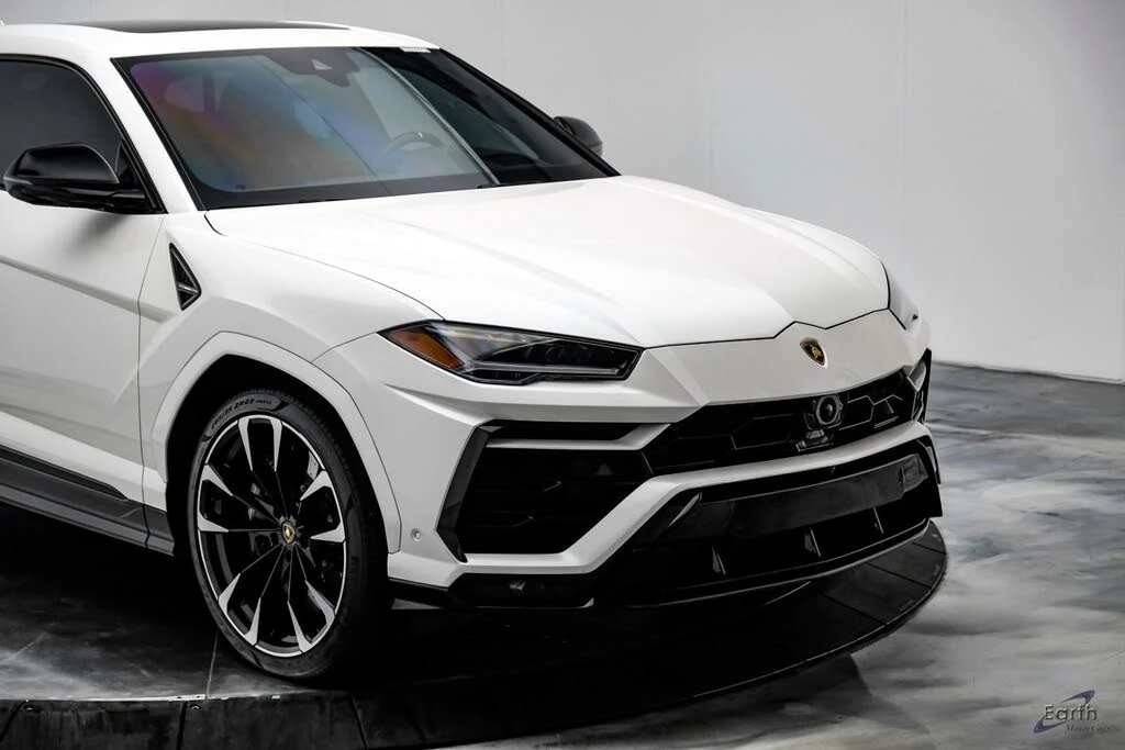 2022 Lamborghini Urus - Image 28 of 31