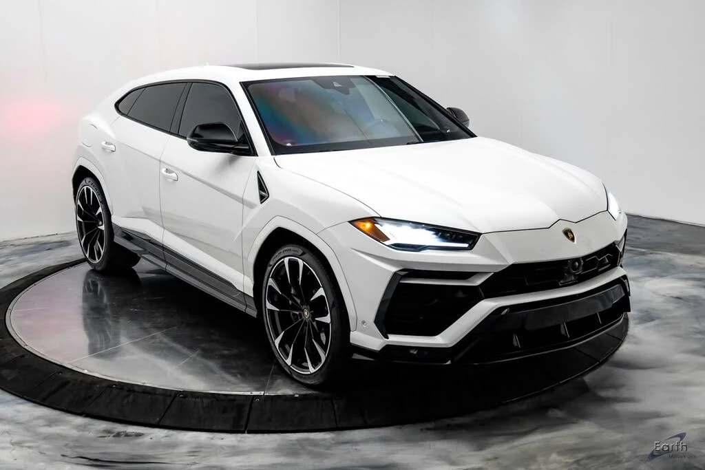 2022 Lamborghini Urus - Image 26 of 31