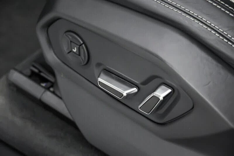 2022 Lamborghini Urus - Image 23 of 31