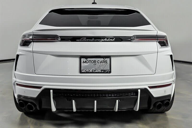 2022 Lamborghini Urus - Image 9 of 31