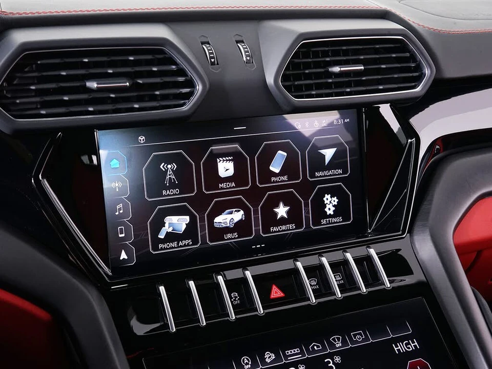 2022 Lamborghini Urus - Image 29 of 31