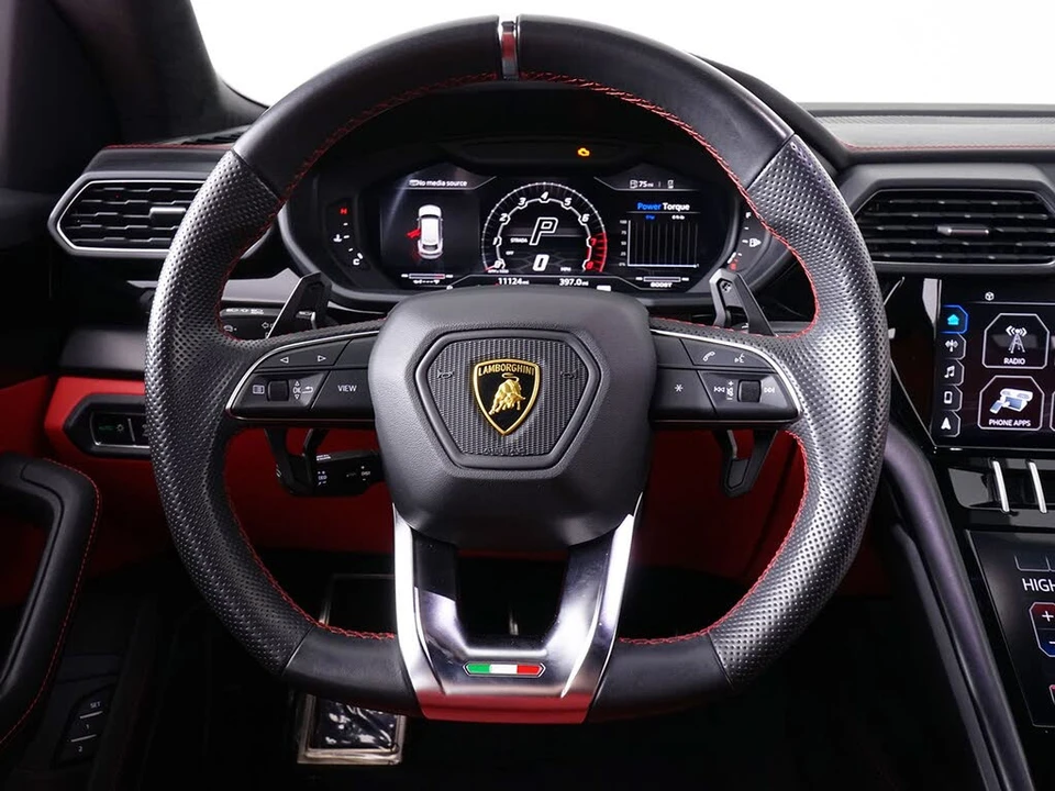 2022 Lamborghini Urus - Image 21 of 31