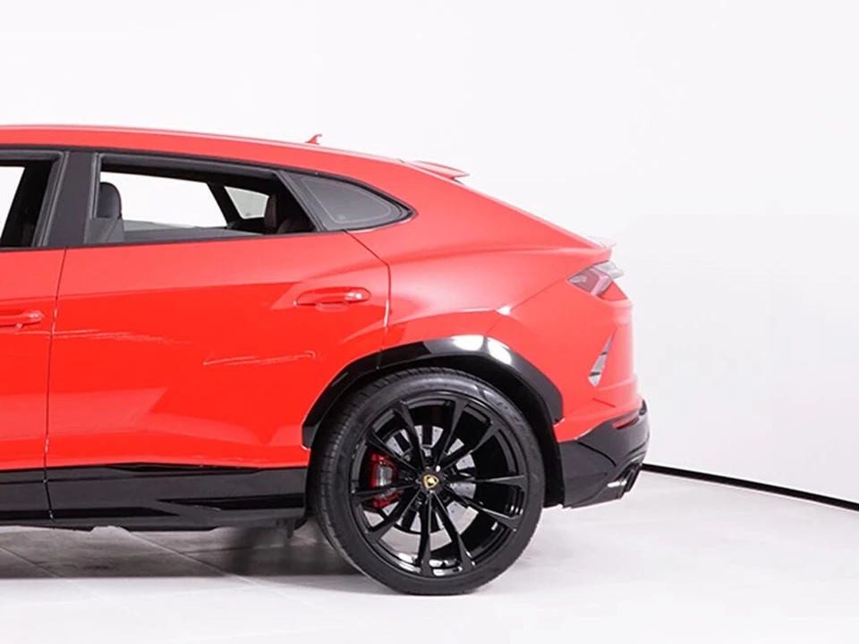 2022 Lamborghini Urus - Image 13 of 31