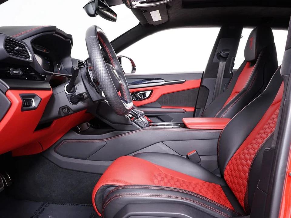 2022 Lamborghini Urus - Image 4 of 31