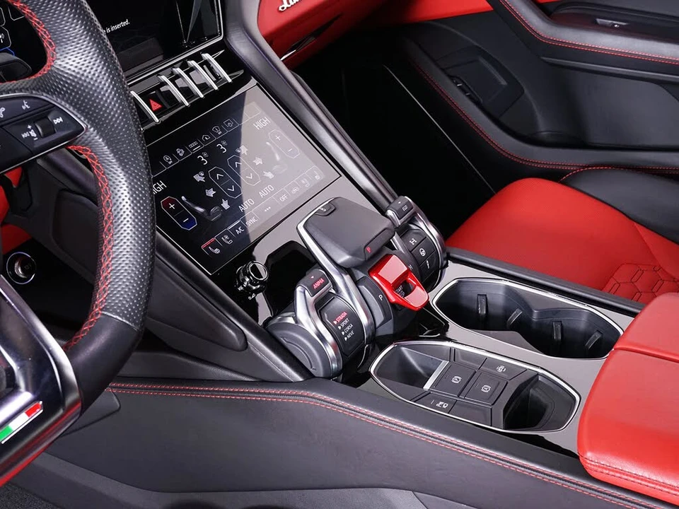 2022 Lamborghini Urus - Image 31 of 31