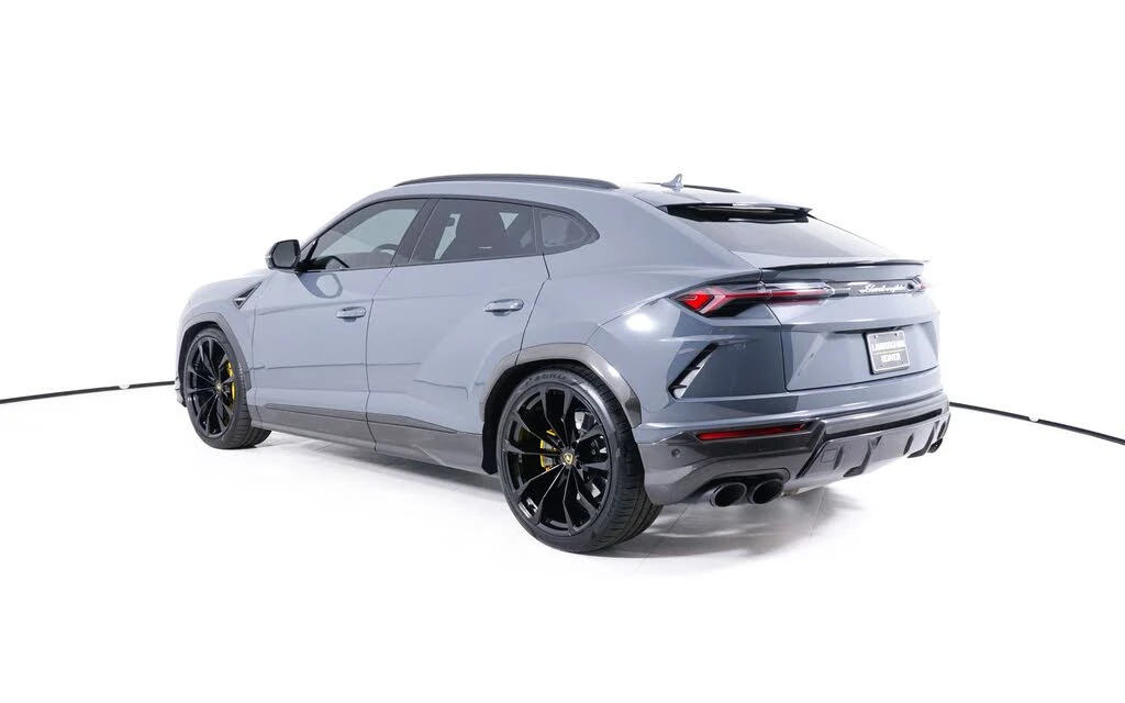 2022 Lamborghini Urus - Image 3 of 30