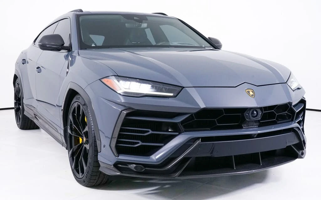 2022 Lamborghini Urus - Image 18 of 30