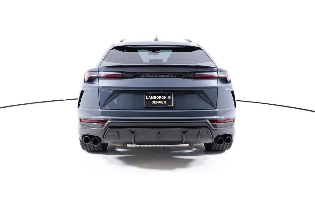 2022 Lamborghini Urus - Image 6 of 30
