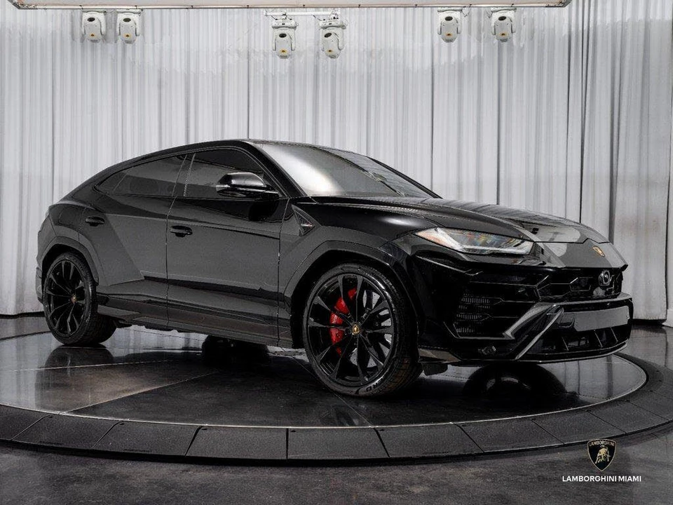 2022 Lamborghini Urus - Image 17 of 31