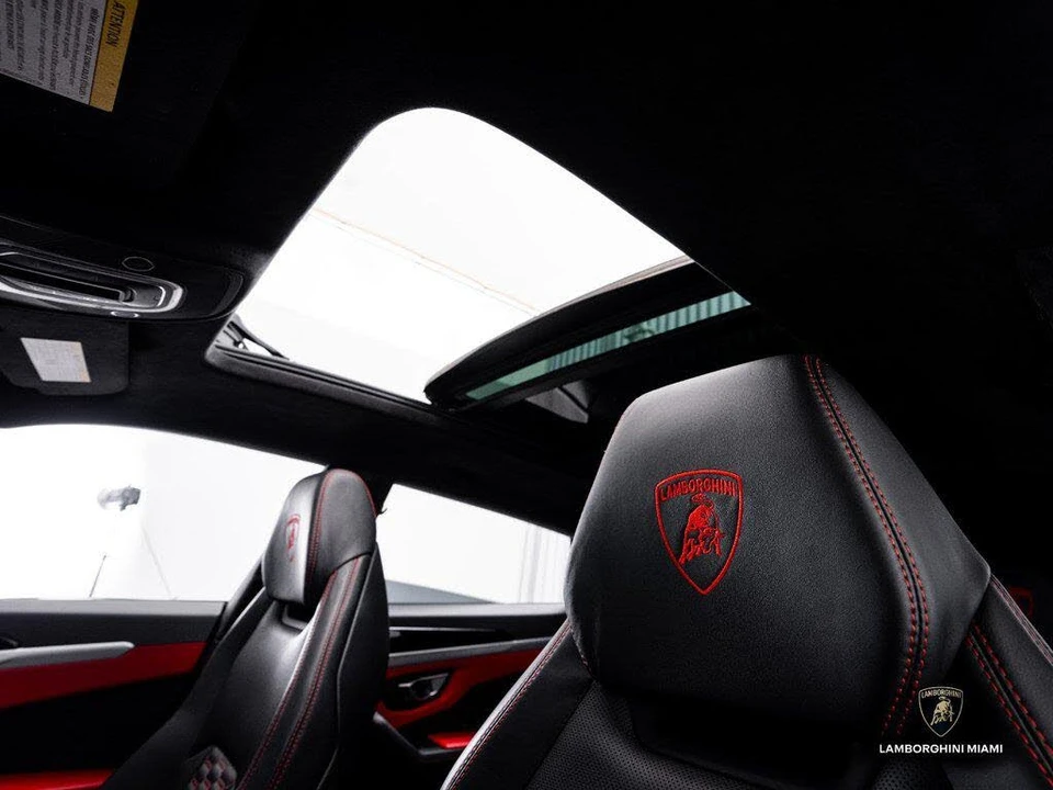 2022 Lamborghini Urus - Image 30 of 31