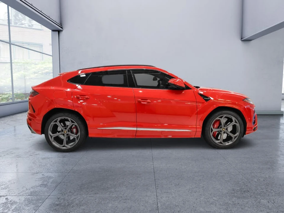 2022 Lamborghini Urus - Image 7 of 31