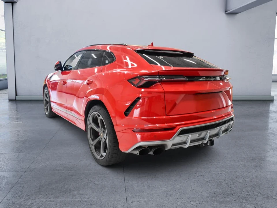 2022 Lamborghini Urus - Image 4 of 31