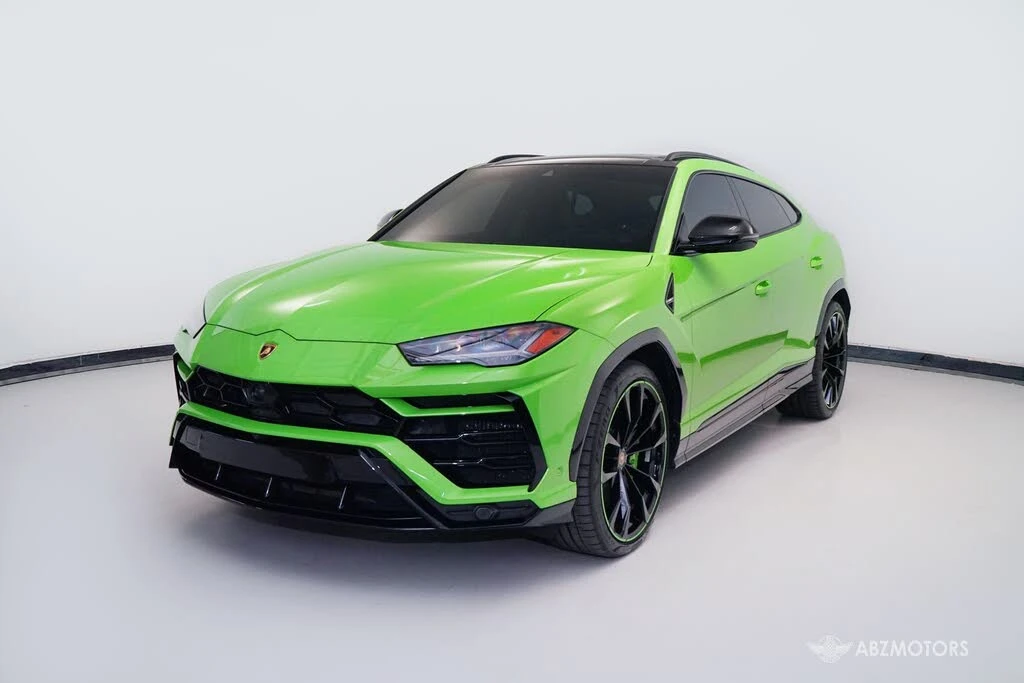 2022 Lamborghini Urus - Image 2 of 31