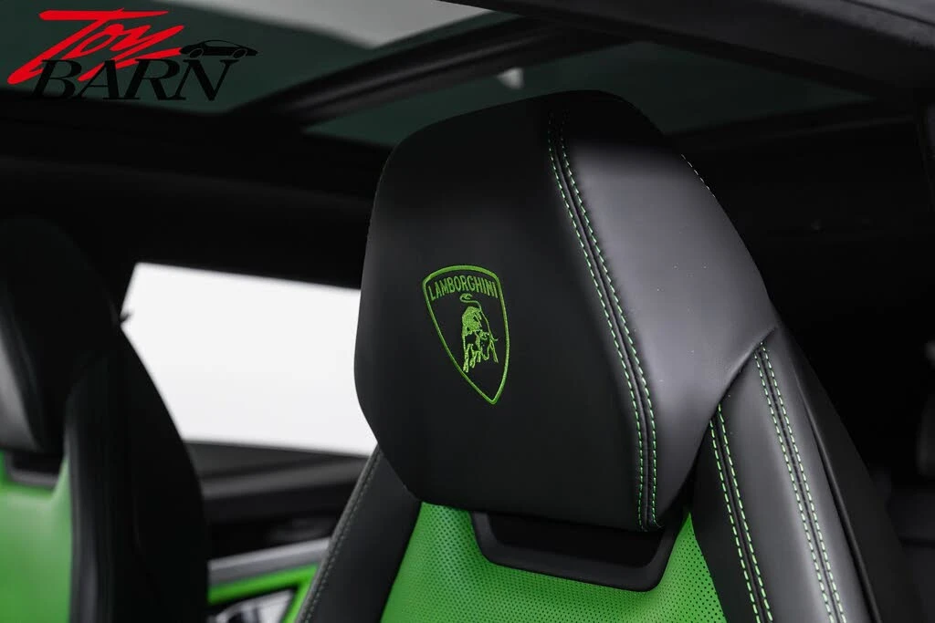 2022 Lamborghini Urus - Image 25 of 31