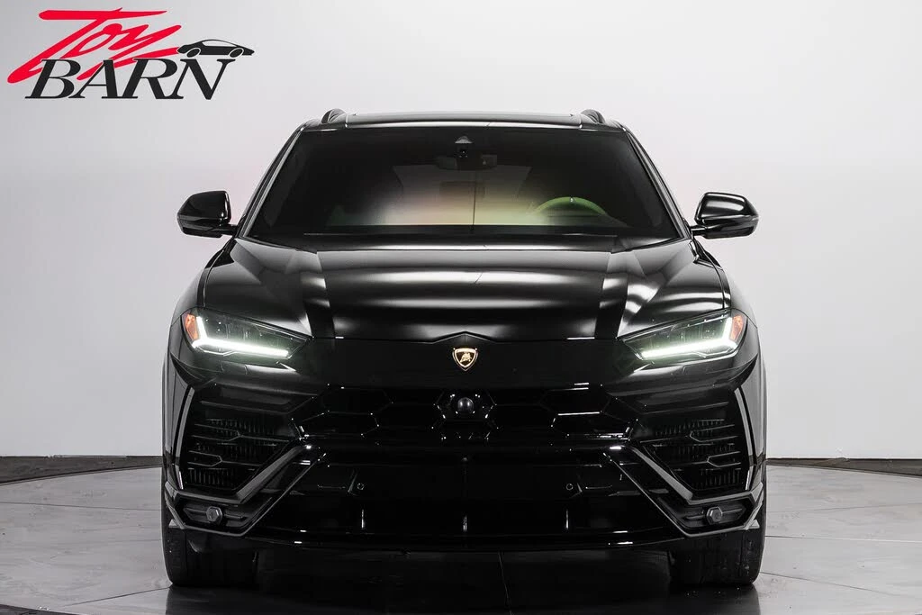 2022 Lamborghini Urus - Image 8 of 31