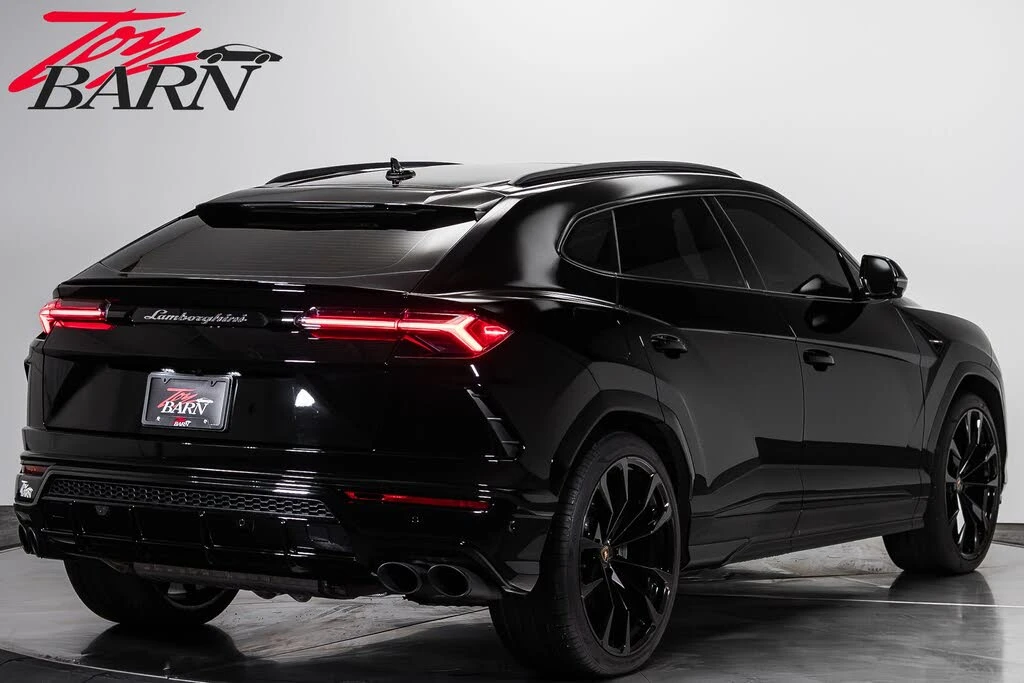 2022 Lamborghini Urus - Image 5 of 31