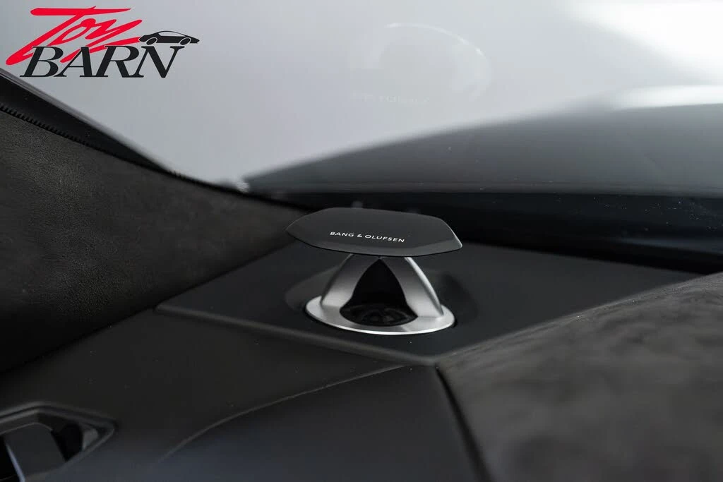 2022 Lamborghini Urus - Image 22 of 31