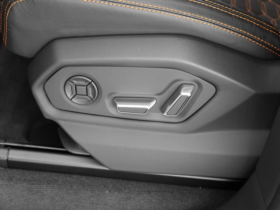 2022 Lamborghini Urus - Image 14 of 31