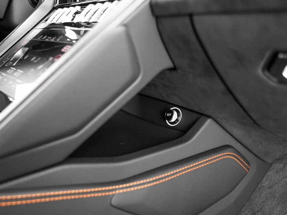 2022 Lamborghini Urus - Image 31 of 31