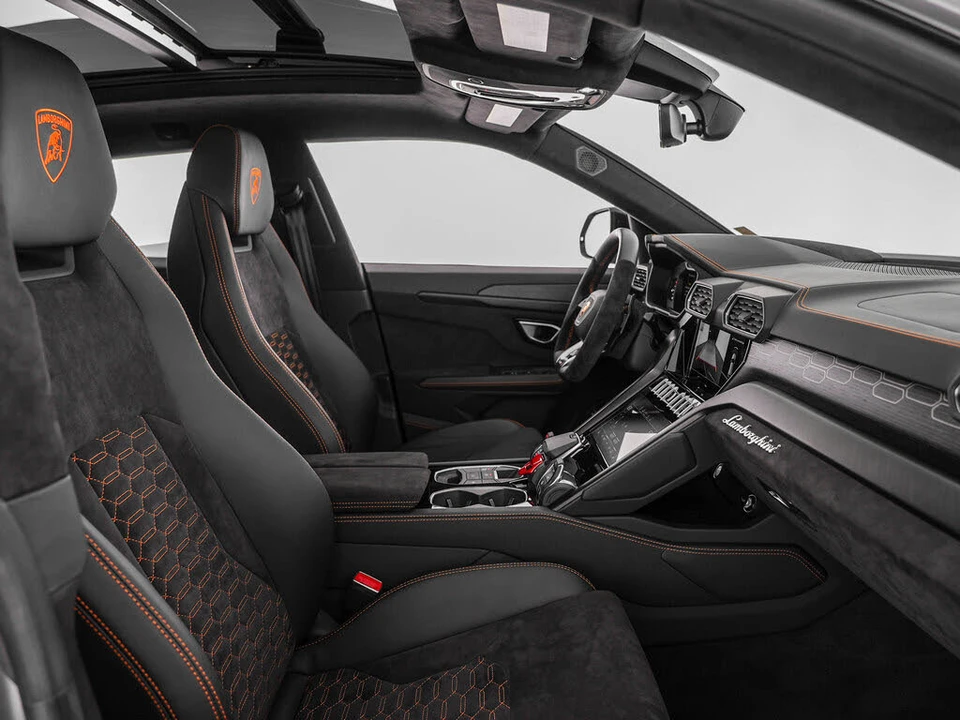 2022 Lamborghini Urus - Image 28 of 31