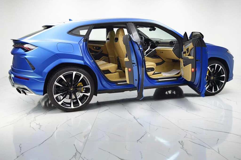 2022 Lamborghini Urus - Image 10 of 31