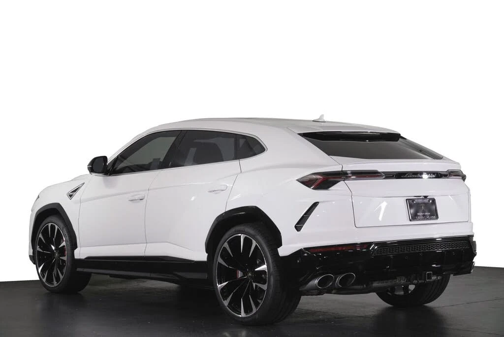 2022 Lamborghini Urus - Image 31 of 31