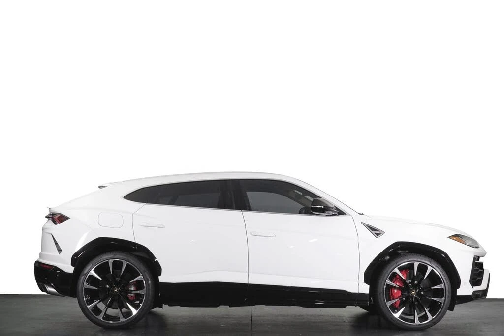 2022 Lamborghini Urus - Image 17 of 31
