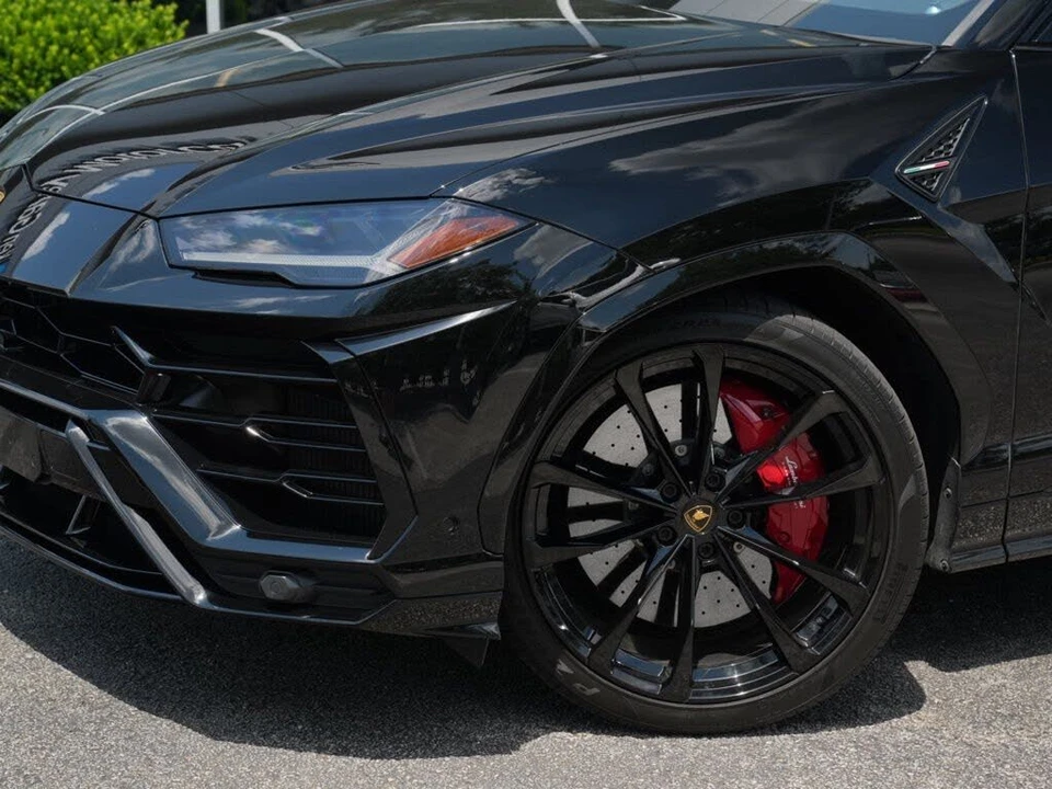 2022 Lamborghini Urus - Image 4 of 31