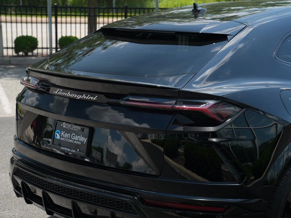 2022 Lamborghini Urus - Image 22 of 31