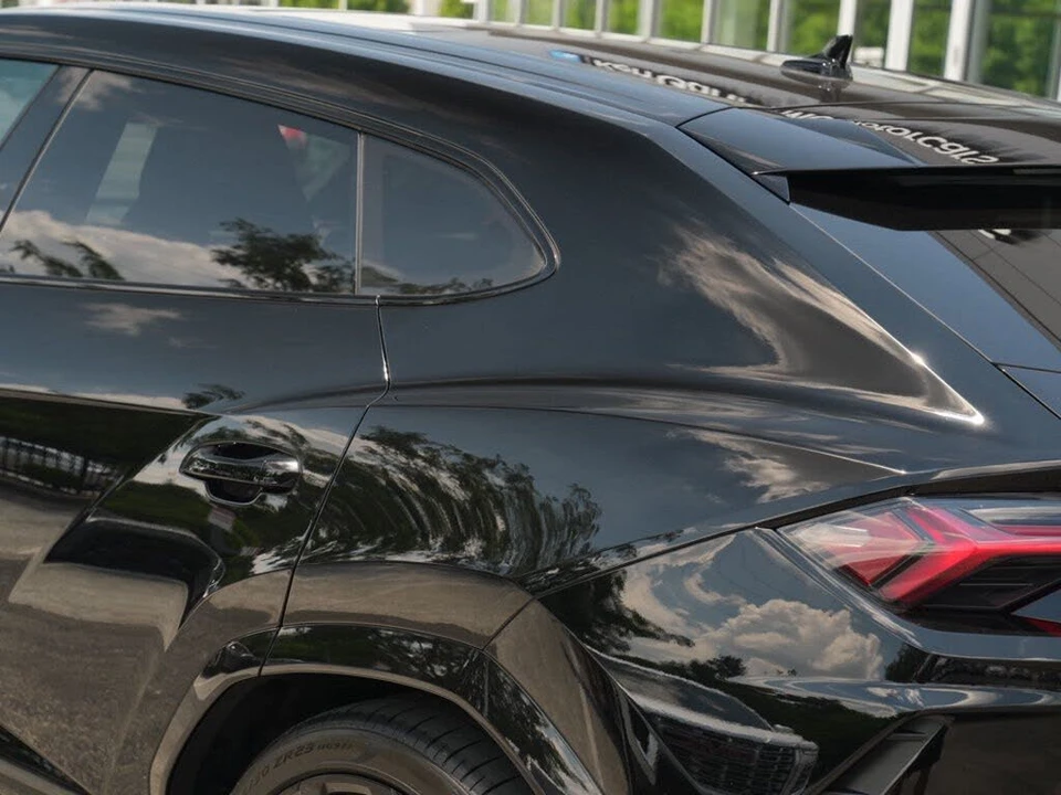 2022 Lamborghini Urus - Image 12 of 31