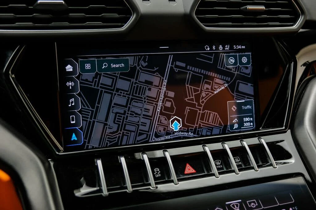 2022 Lamborghini Urus - Image 20 of 31
