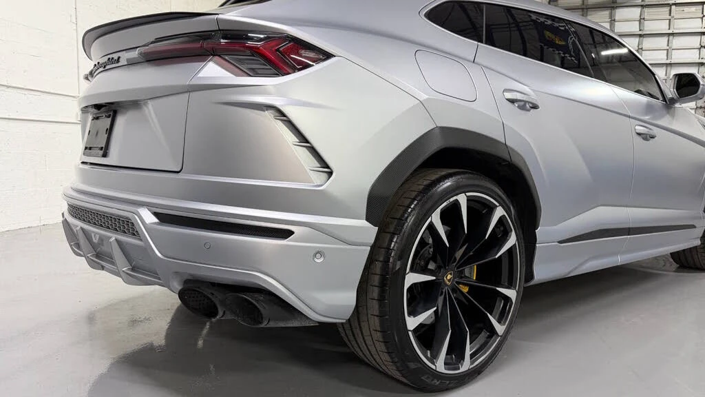 2022 Lamborghini Urus - Image 14 of 31