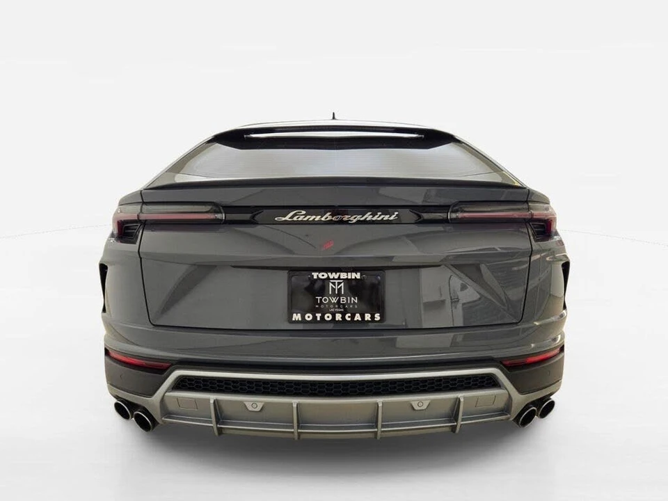 2022 Lamborghini Urus - Image 10 of 31