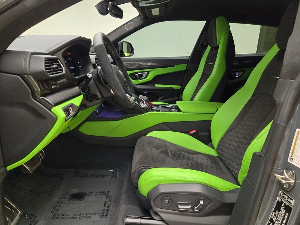2022 Lamborghini Urus - Image 17 of 31