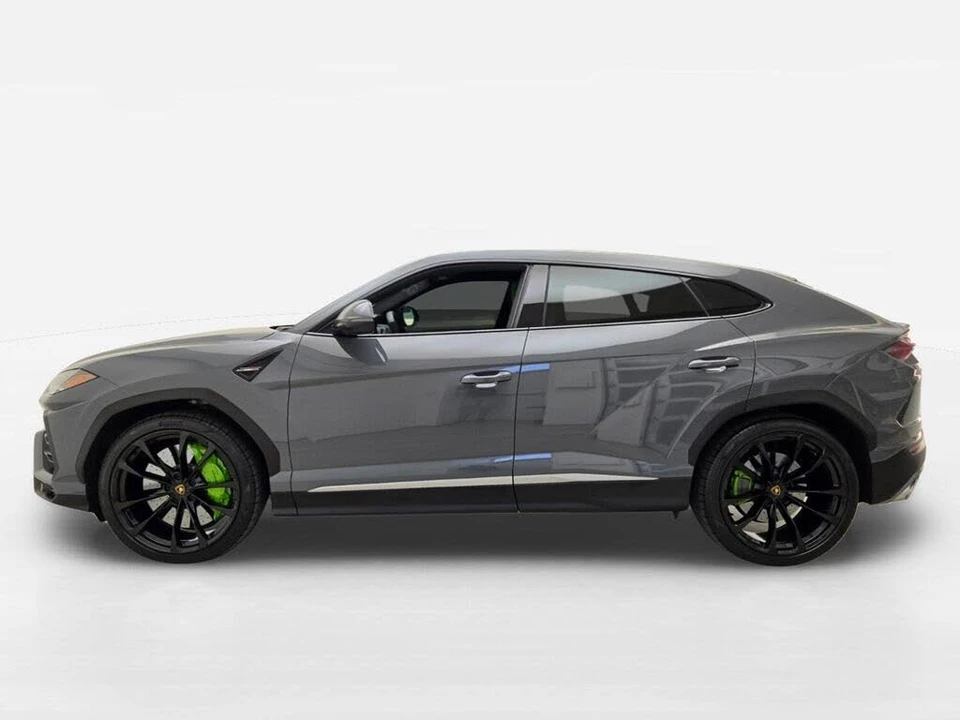 2022 Lamborghini Urus - Image 12 of 31