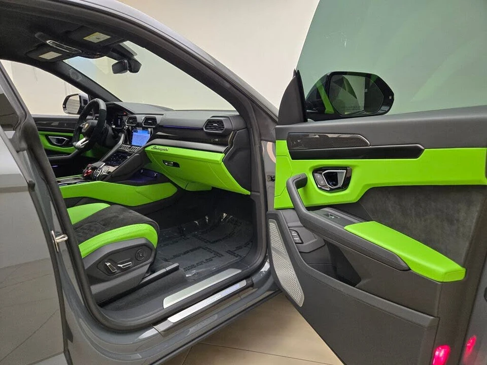 2022 Lamborghini Urus - Image 28 of 31