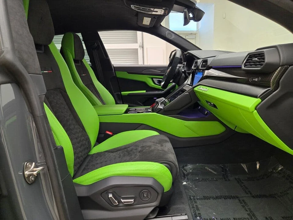 2022 Lamborghini Urus - Image 29 of 31