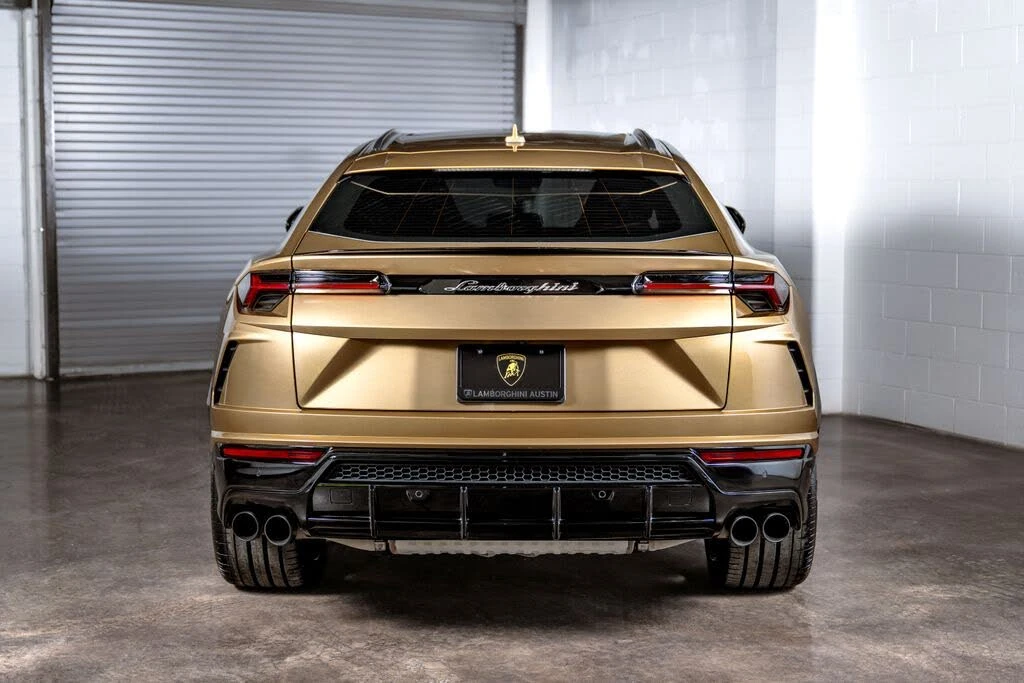 2022 Lamborghini Urus - Image 4 of 31