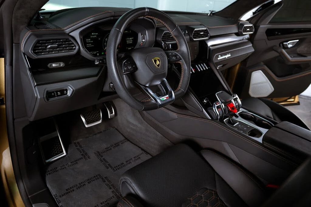 2022 Lamborghini Urus - Image 9 of 31