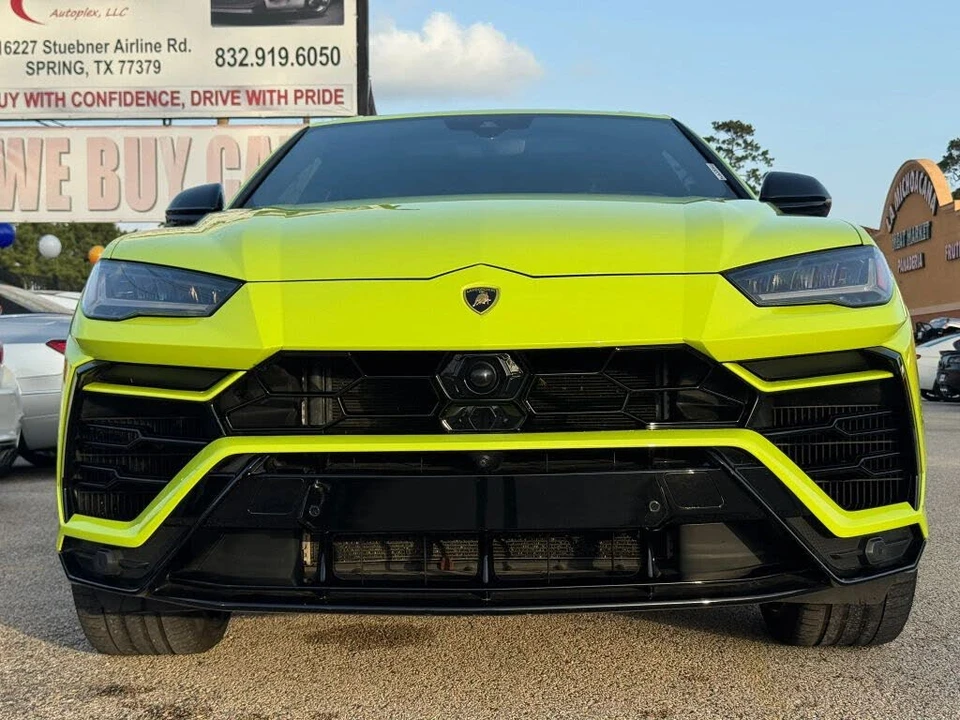 2022 Lamborghini Urus - Image 4 of 31