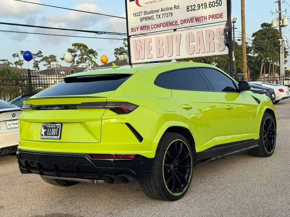 2022 Lamborghini Urus - Image 9 of 31